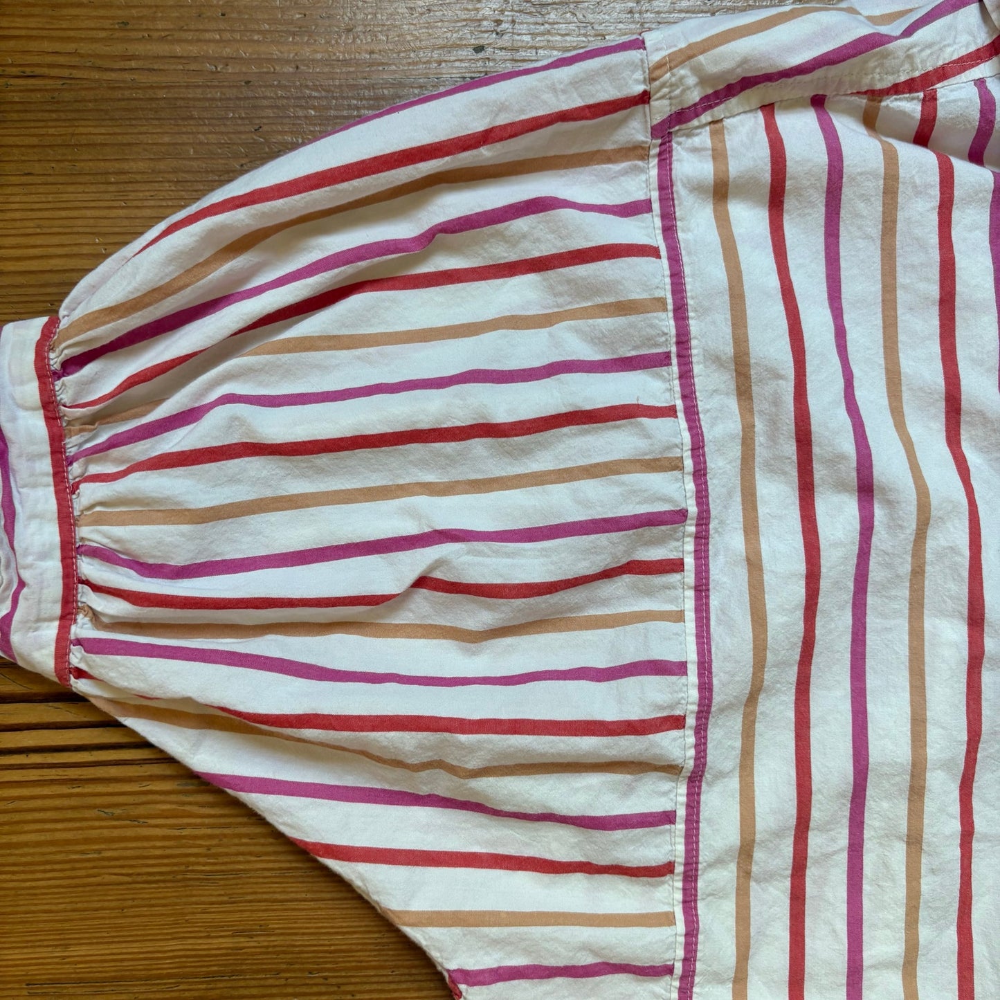 Anthropologie Pilcro pink striped puff short sleeve button up shirt SIZE M