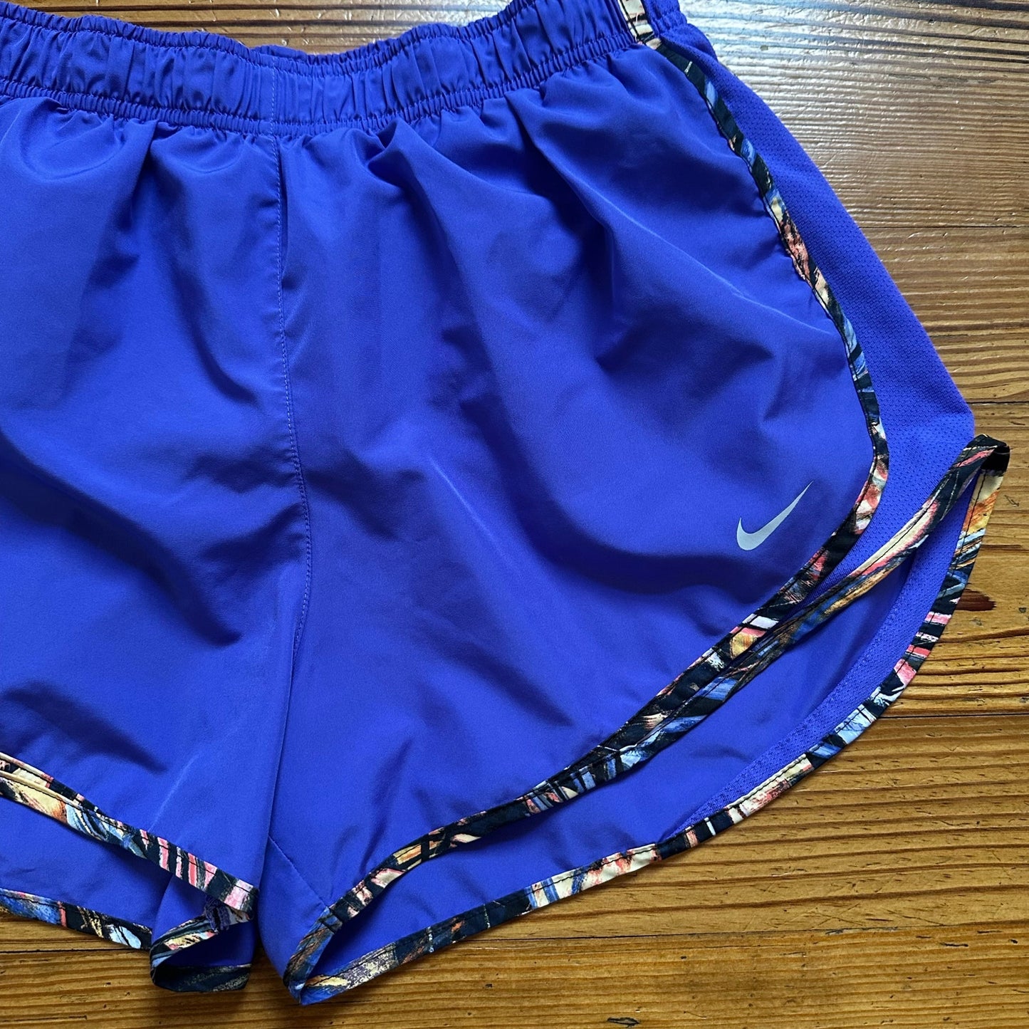 Nike Dri-Fit purple pattern trim lined running shorts SIZE L