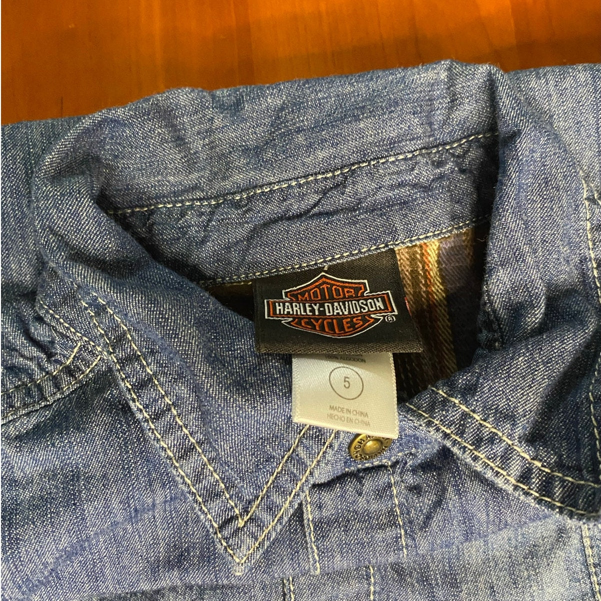 Harley Davidson medium wash denim jean logo long sleeve snap button shirt SIZE 5