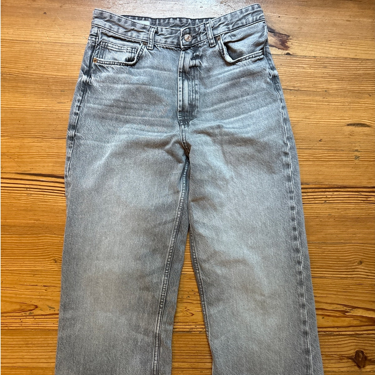 Zara gray vintage straight raw bottom hem womens jeans SIZE 10