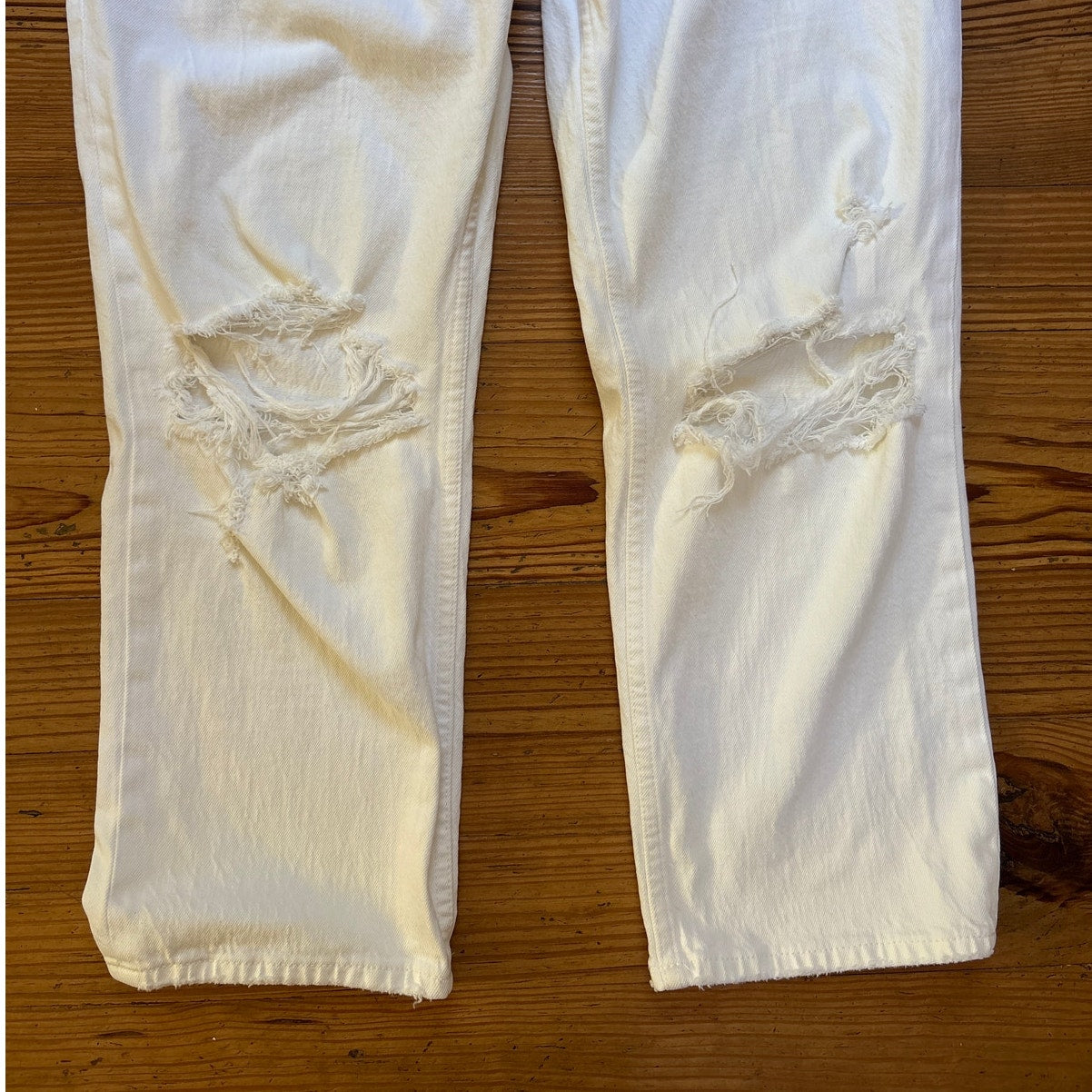 Abercrombie & Fitch white straight distressed high rise curve jeans SIZE 10S