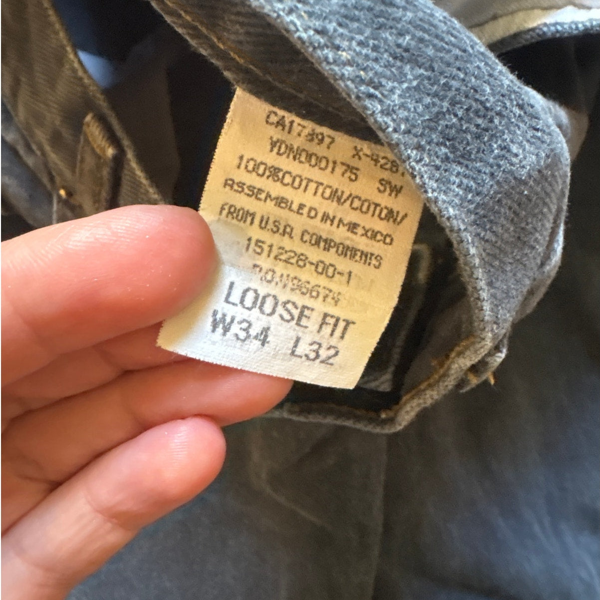 Gap vintage loose fit dark blue straight leg mens jeans SIZE 34X32