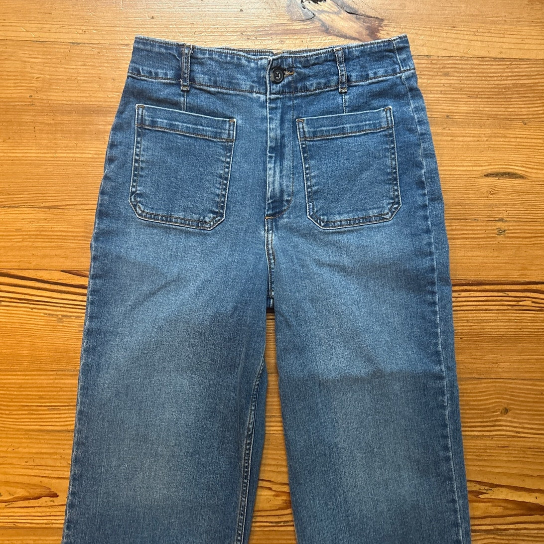 Bagatelle medium wash wide leg high rise cropped pocket front jeans SIZE 29