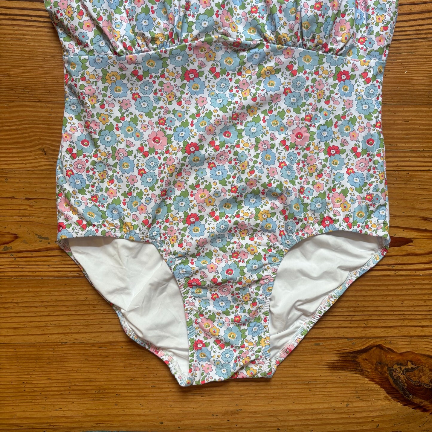 NWT Serendipity white floral ruffle cap sleeve cheeky one piece swimsuit SIZE XL