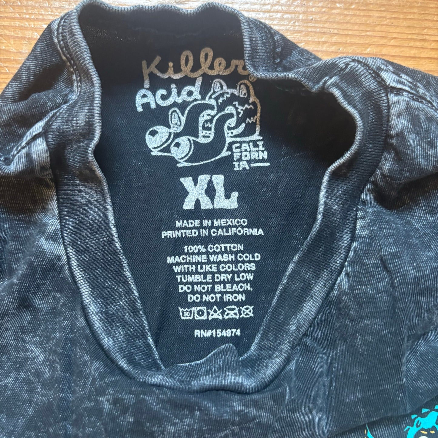 Killer Acid black washed World Goes On short sleeve skull graphic shirt SIZE XL