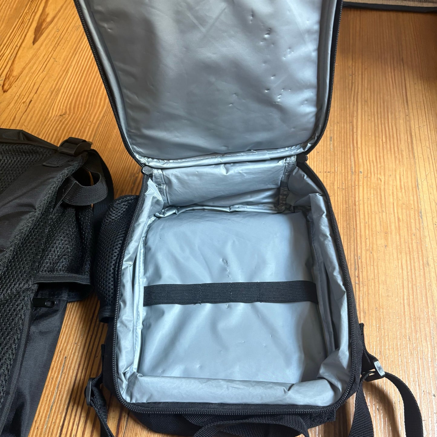 Bluey Bingo pink graphic black bookbag lunch set