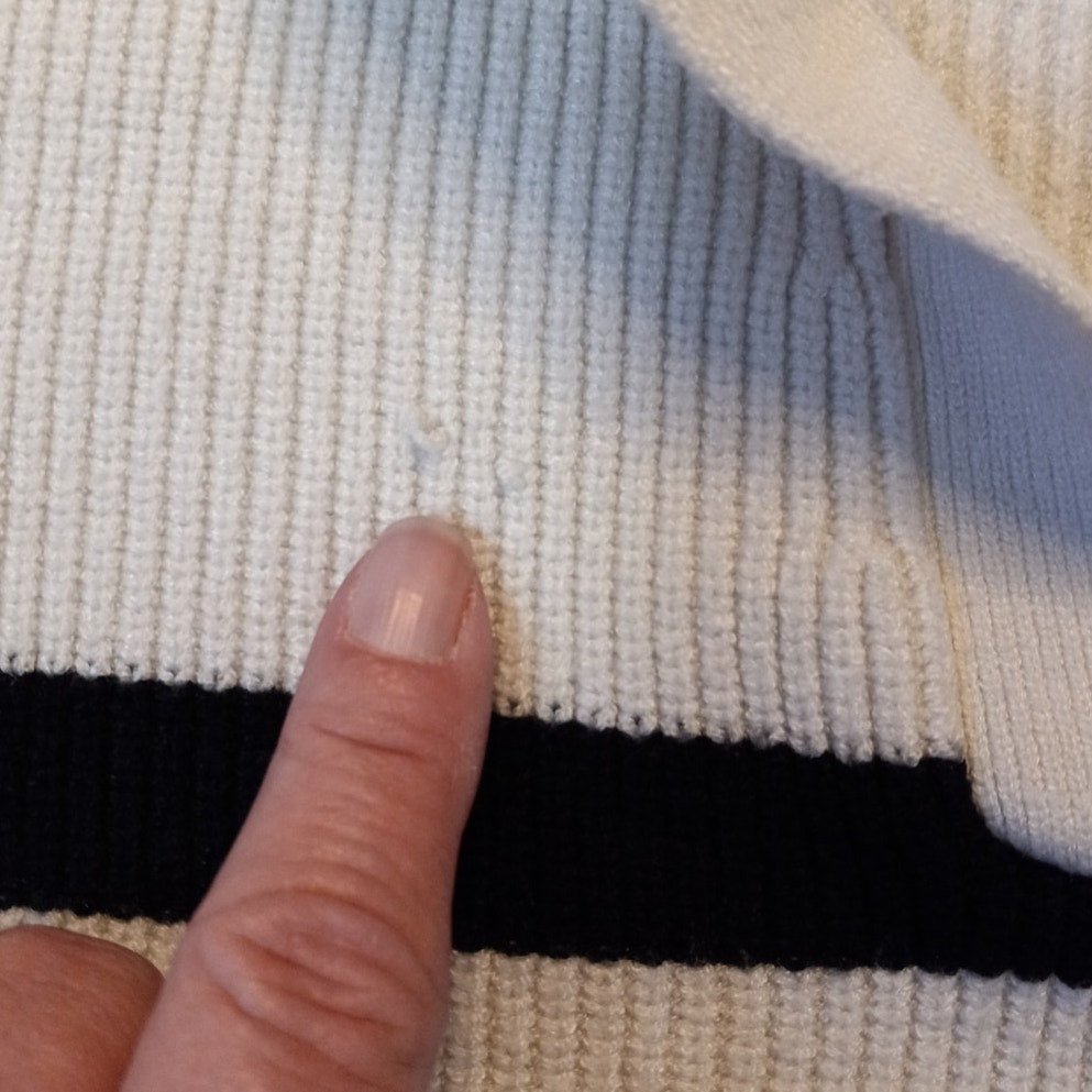 Marled white knit black striped collar rugby pullover sweater SIZE M