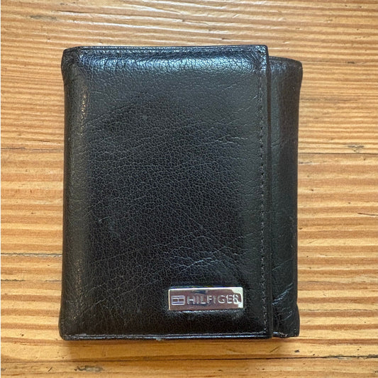 Tommy Hilfiger black leather tri fold wallet