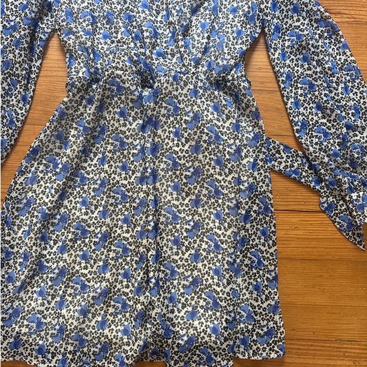 Express blue floral long sleeve plunge neckline wrap mini dress SIZE M