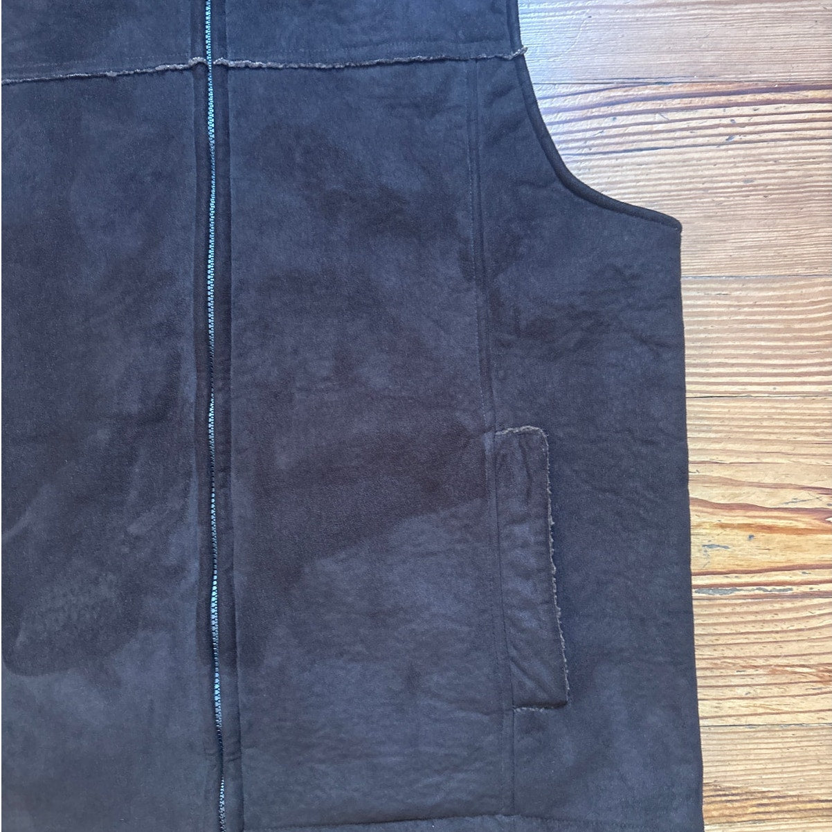 Van Heusen dark brown faux suede fleece lined full zip mens vest SIZE L