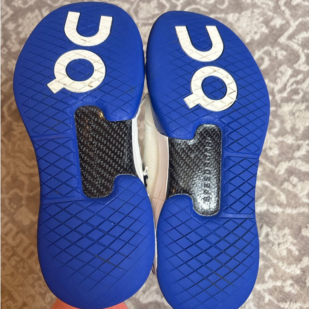 On Cloud The Roger Pro white blue accent tennis sneakers SIZE 10.5