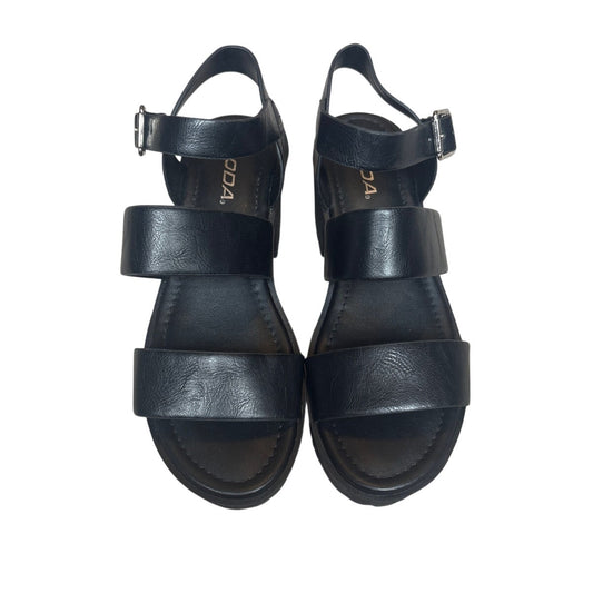 SODA black faux leather strappy chunky block heel buckle sandals SIZE 8.5