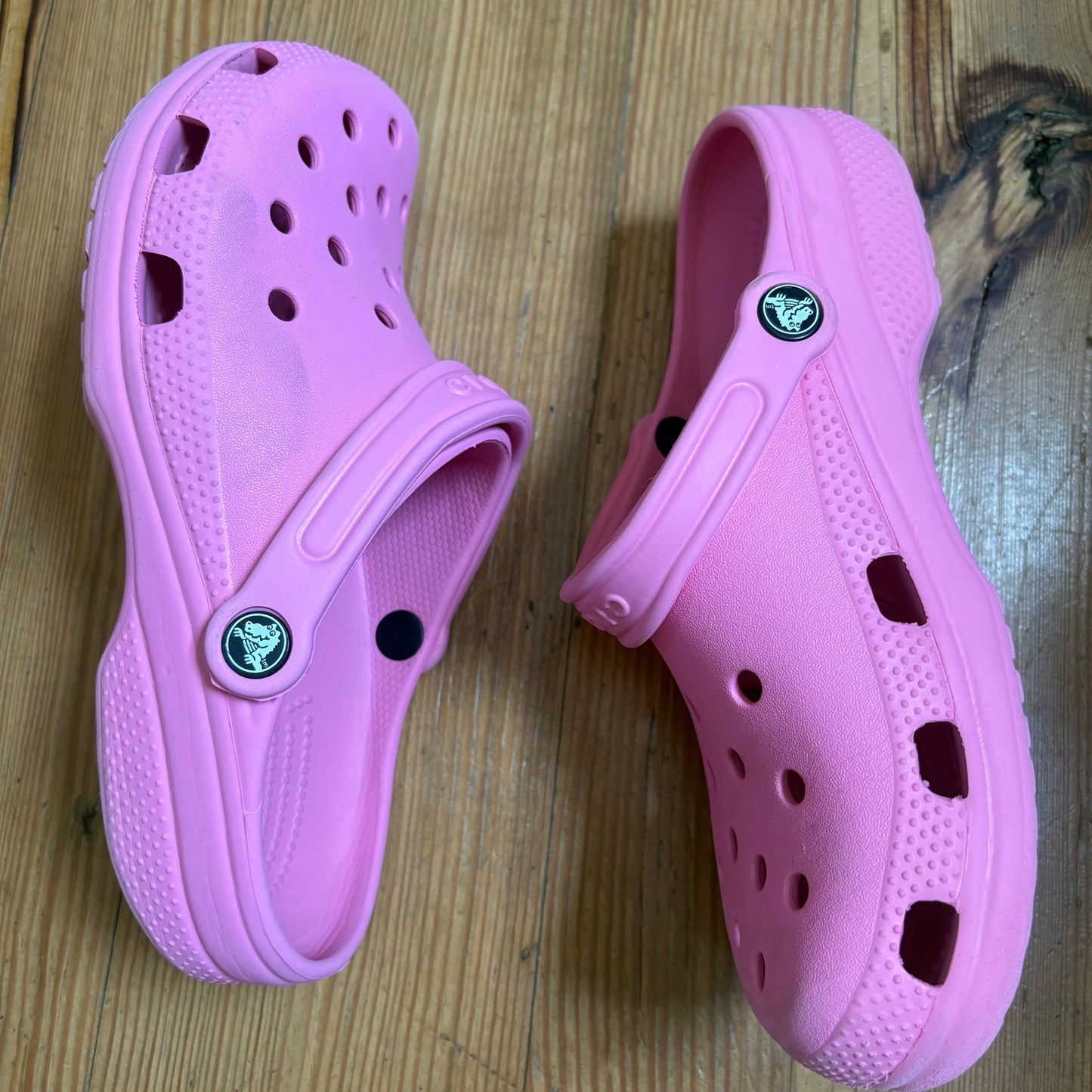 Crocs unisex pink classic slip on clog shoe SIZE M7 W9