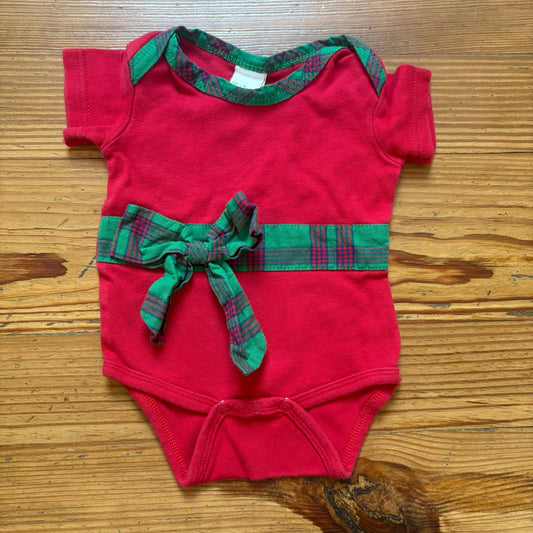 Ella Jackson holiday Christmas red plaid short sleeve baby bodysuit SIZE 0-6M