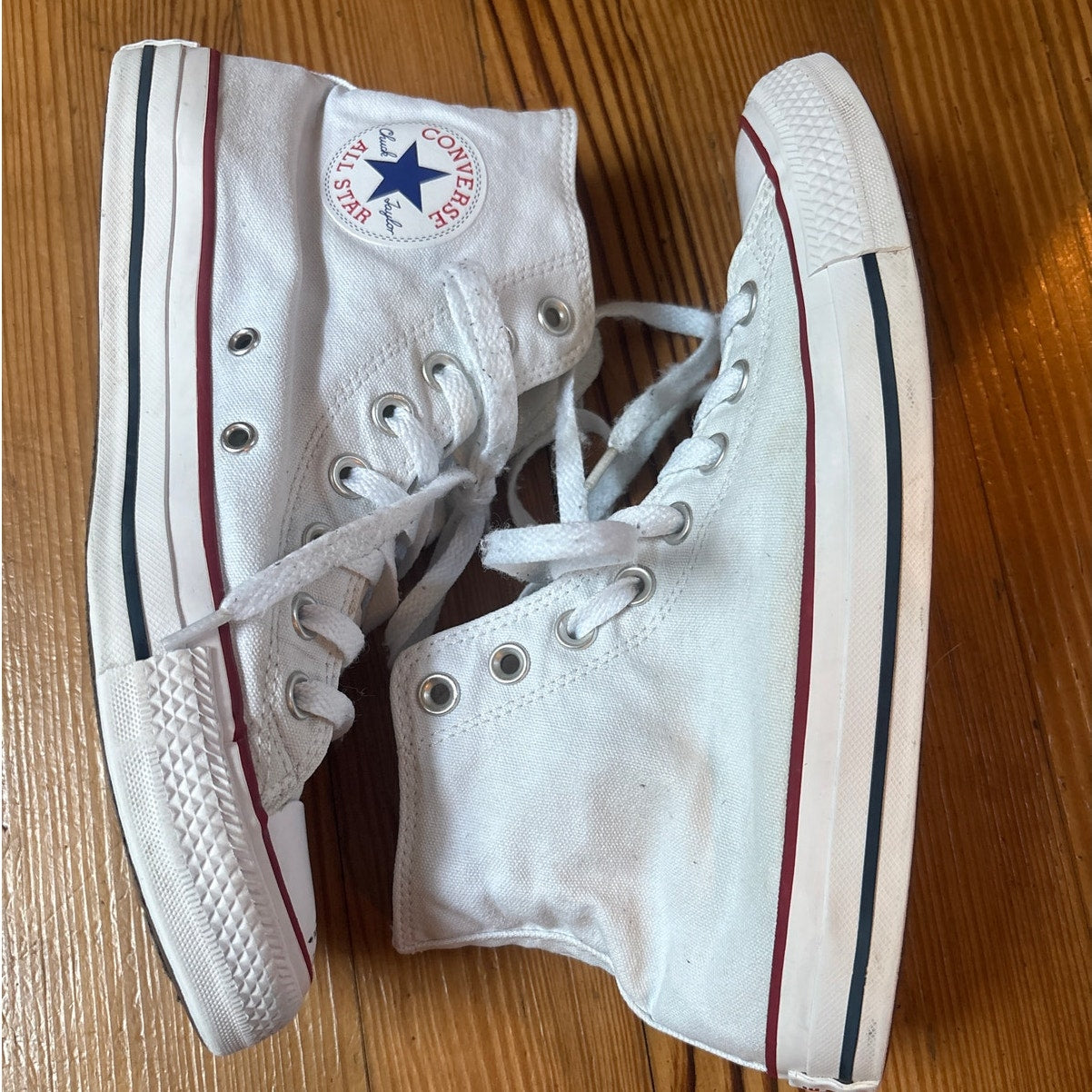 Converse All Star Chuck Taylor white high top unisex sneakers SIZE M7, W9