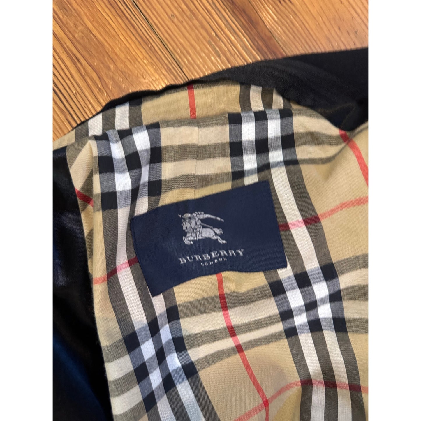 Burberry Trench Coat Black Cotton Liner size 48 L Authentic