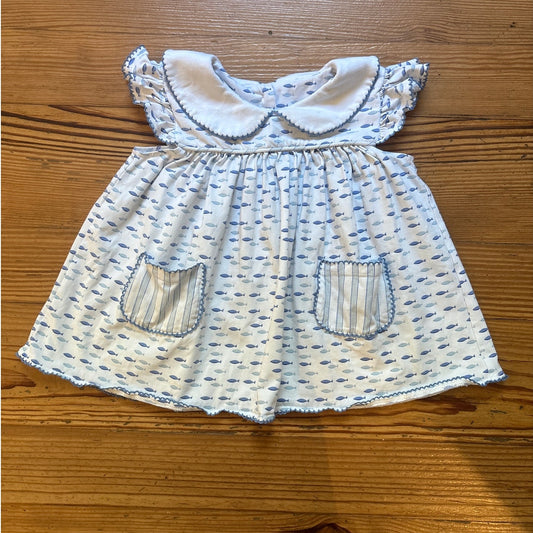 Shrimp & Grits Kids white fish short ruffle sleeve button back shirt SIZE 2T