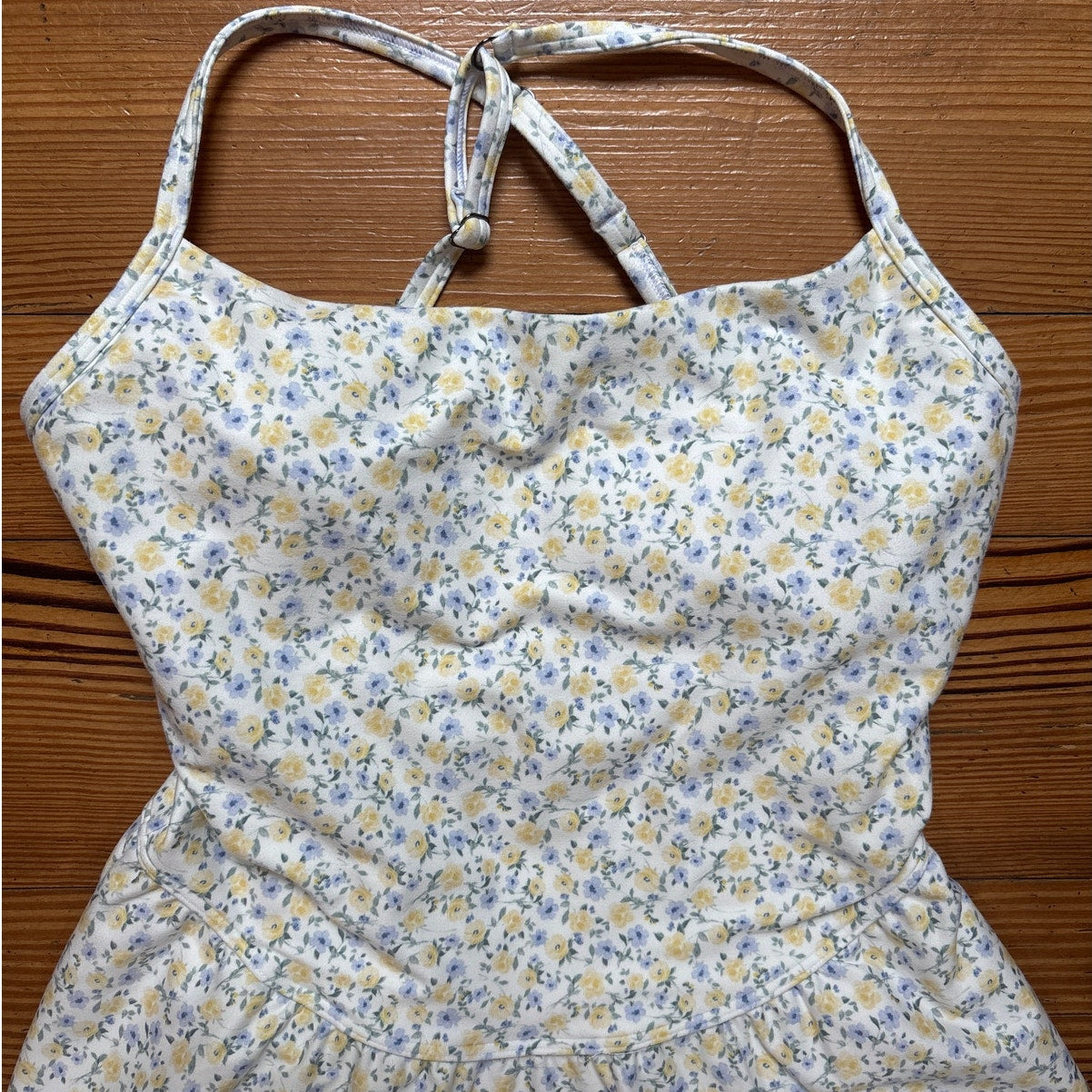 Gilly Hicks white blue yellow floral shorts lined tennis active dress SIZE M