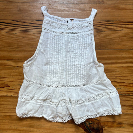 Free People white lace sleeveless cotton ruffle bottom tank SIZE XS