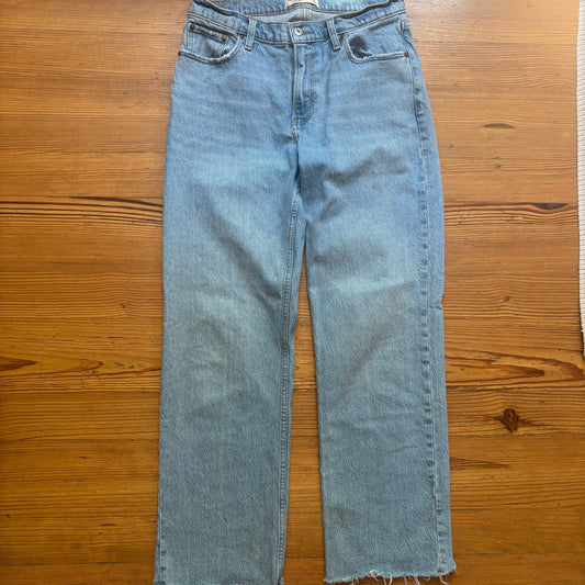 Abercrombie & Fitch light was baggy low rise womens jeans SIZE 4