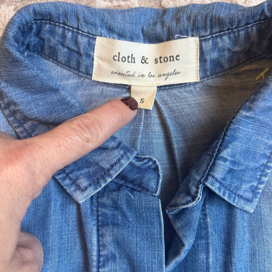 Cloth & Stone denim long sleeve hidden button up blouse SIZE S