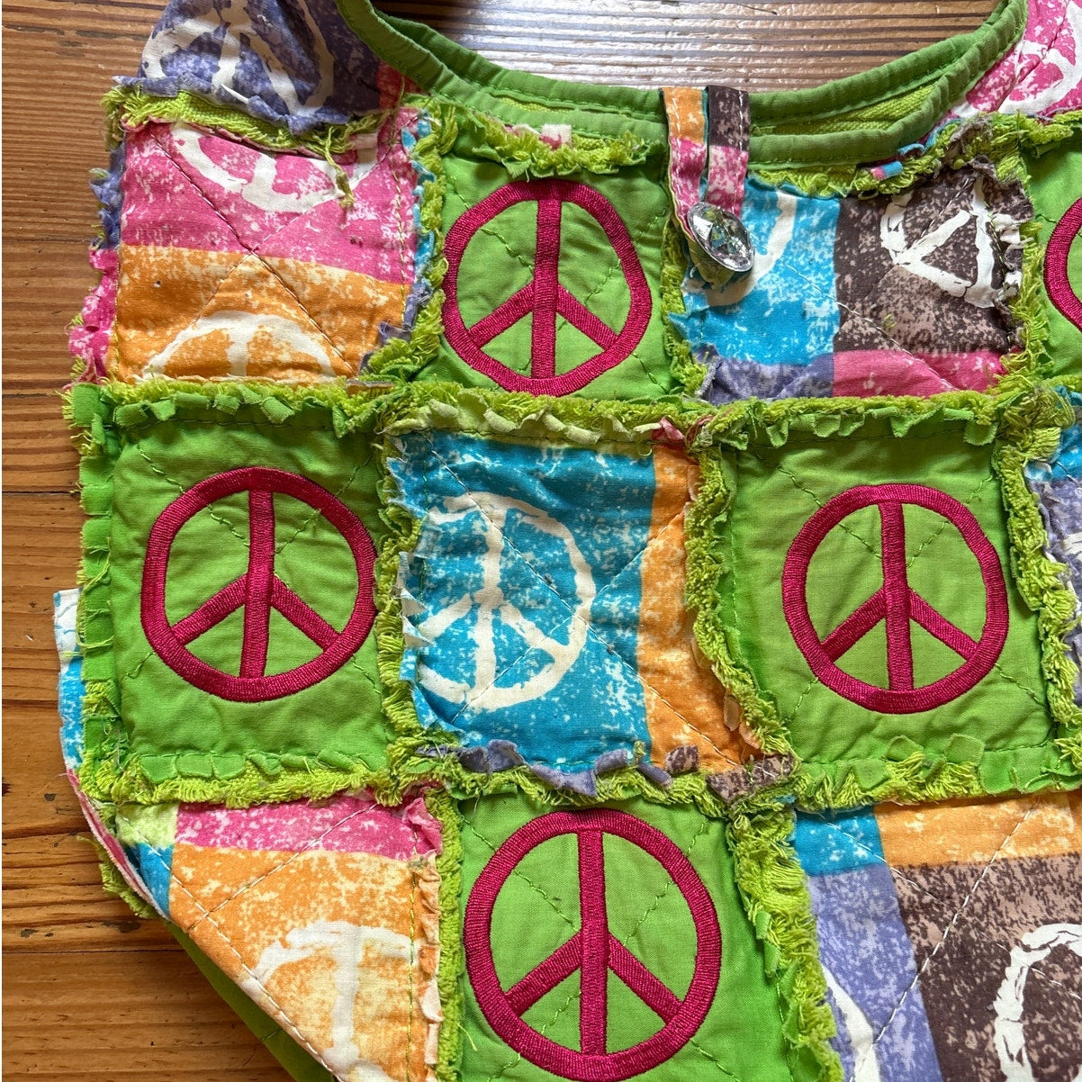 Green colorful patchwork peace sign boho crossbody rag bag
