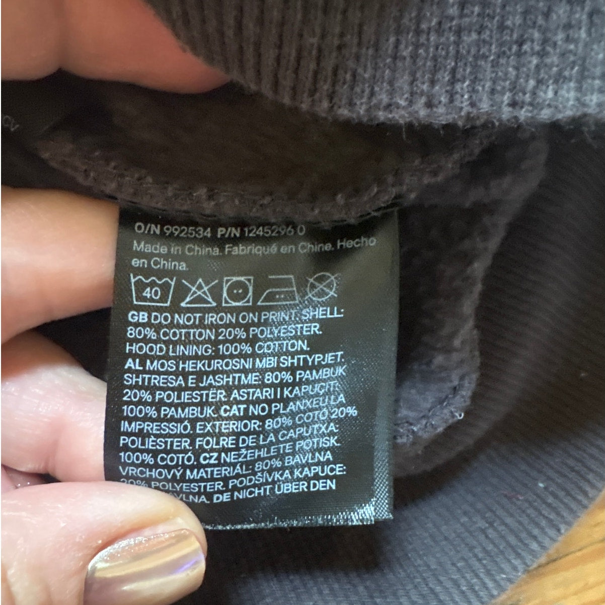 H&M Nirvana Unplugged New York black replica hoodie sweatshirt SIZE S