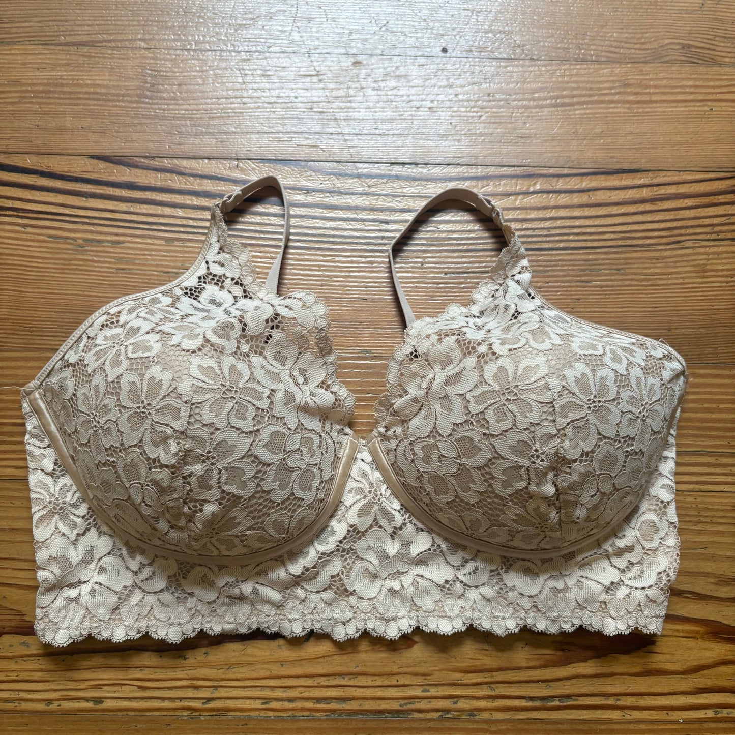 Maidenform  beige lace clasp back adjustable strap bra SIZE 40D