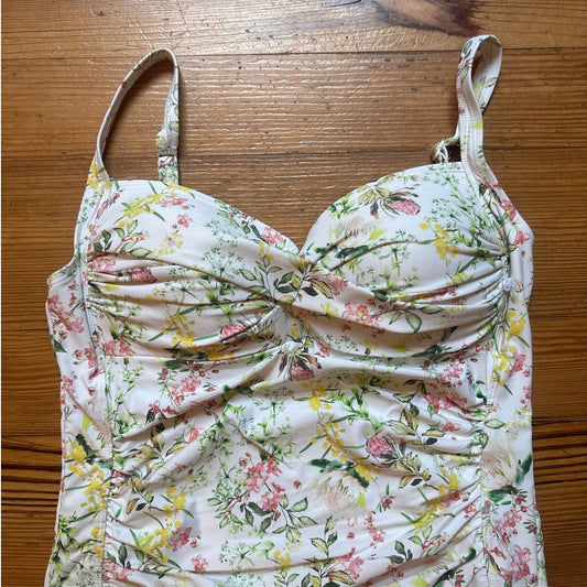 NipTuck Swim white floral bustier full coverage one piece swimsuits SIZE 10