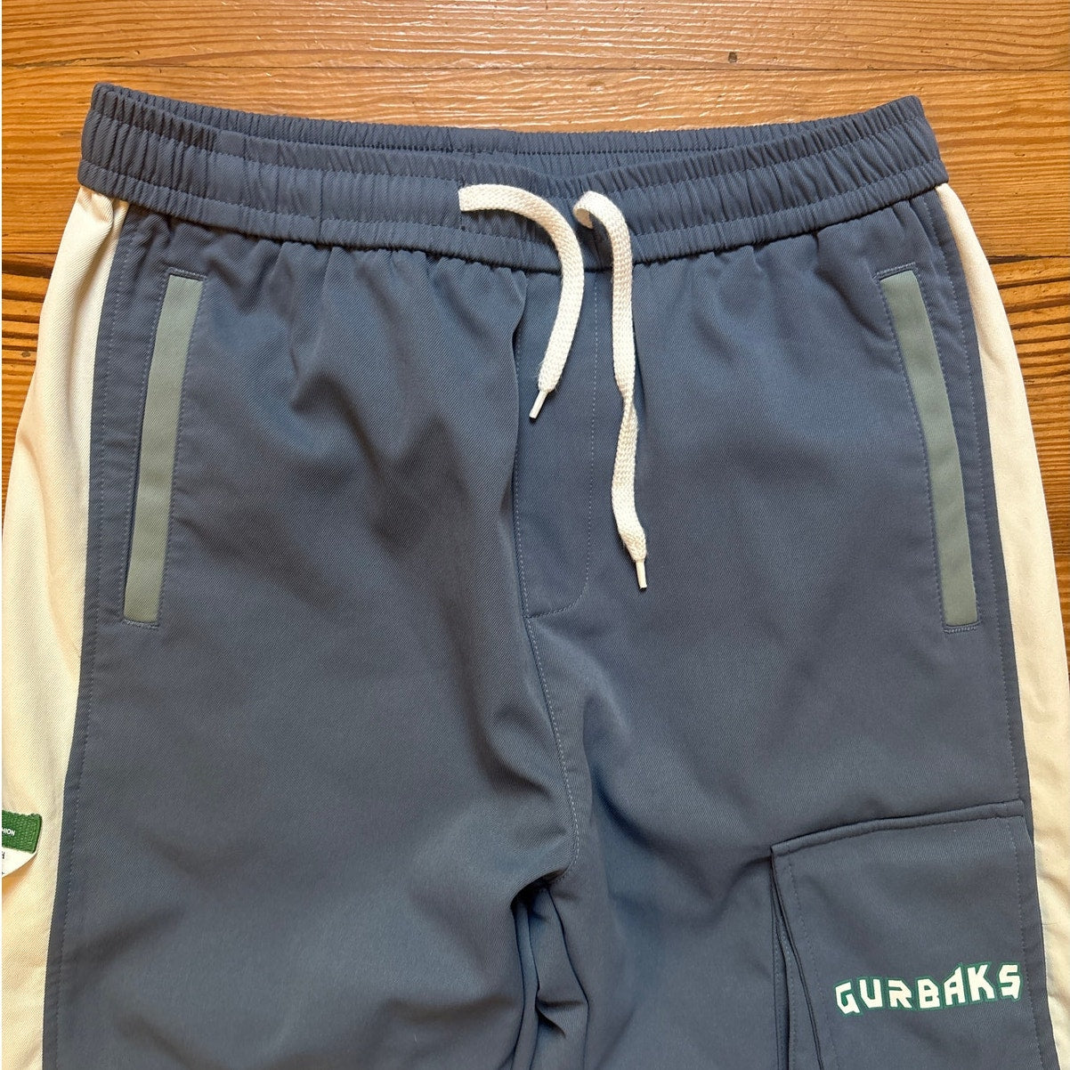 Gurbaks gray ivory color block cargo sweatpants SIZE S