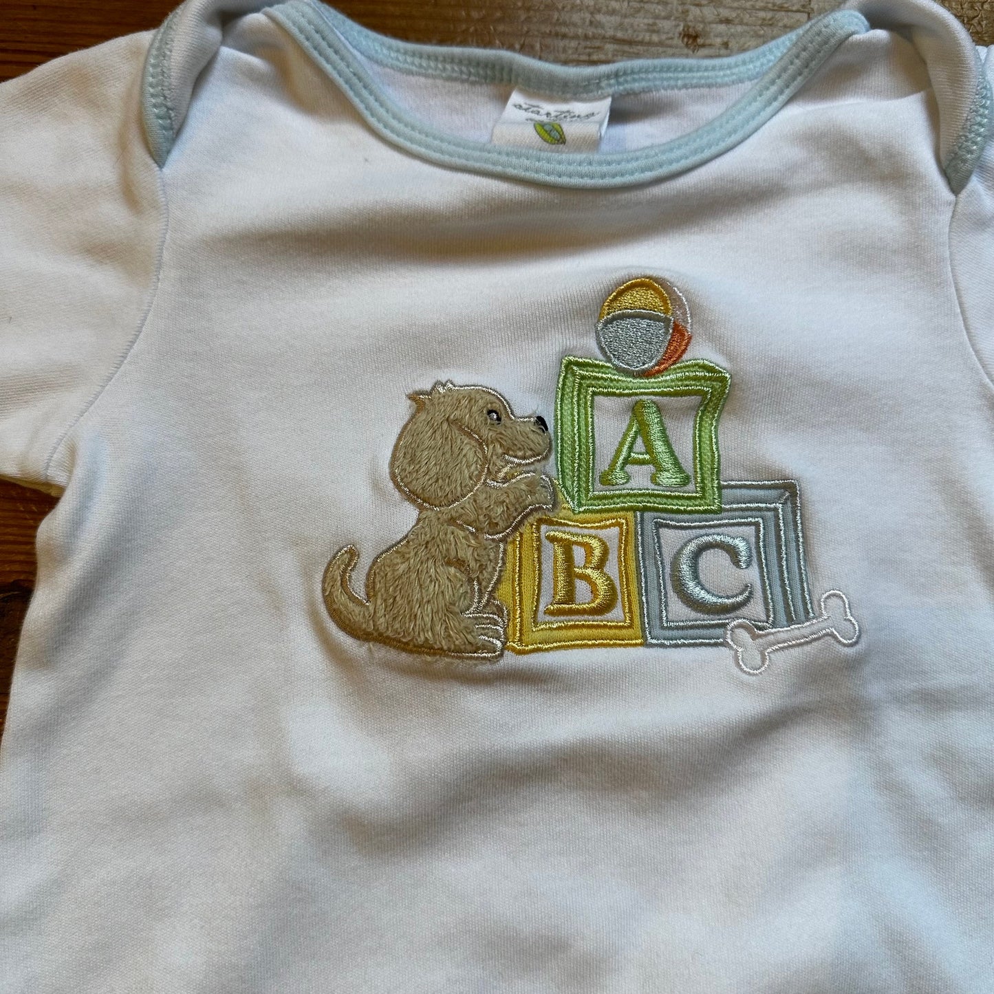 Starting Out white dog blocks embroidered sleep dress SIZE 0-6M