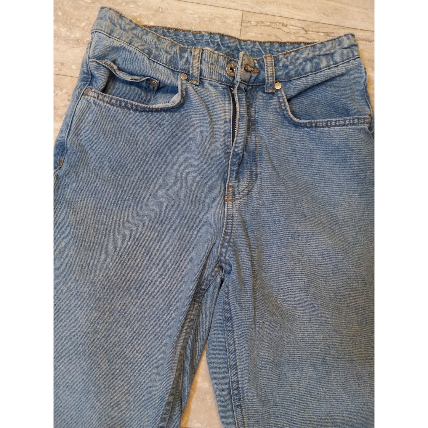 Ragged light wash high rise slim straight leg jeans SIZE 26