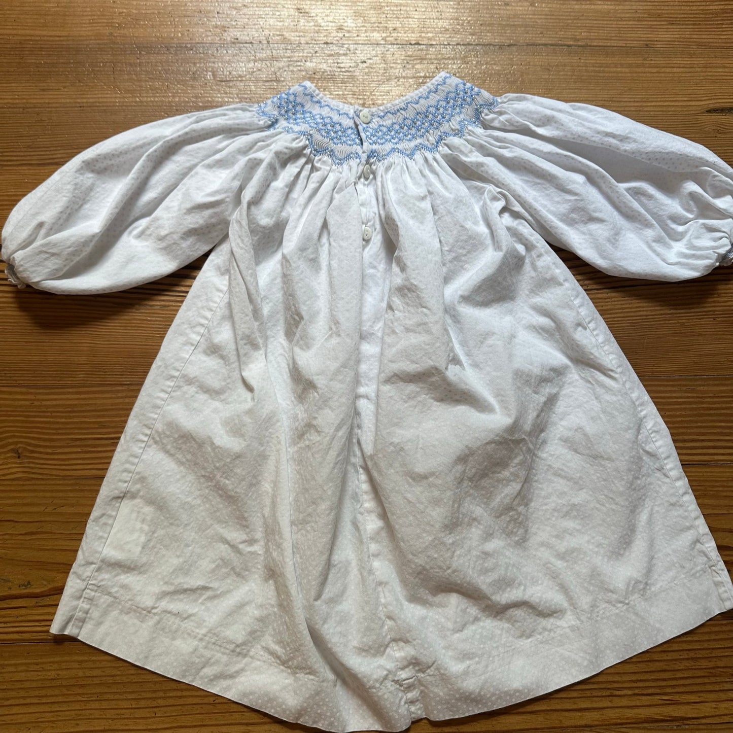 Mom & Me white blue pearl smocked long sleeve dress SIZE 24M