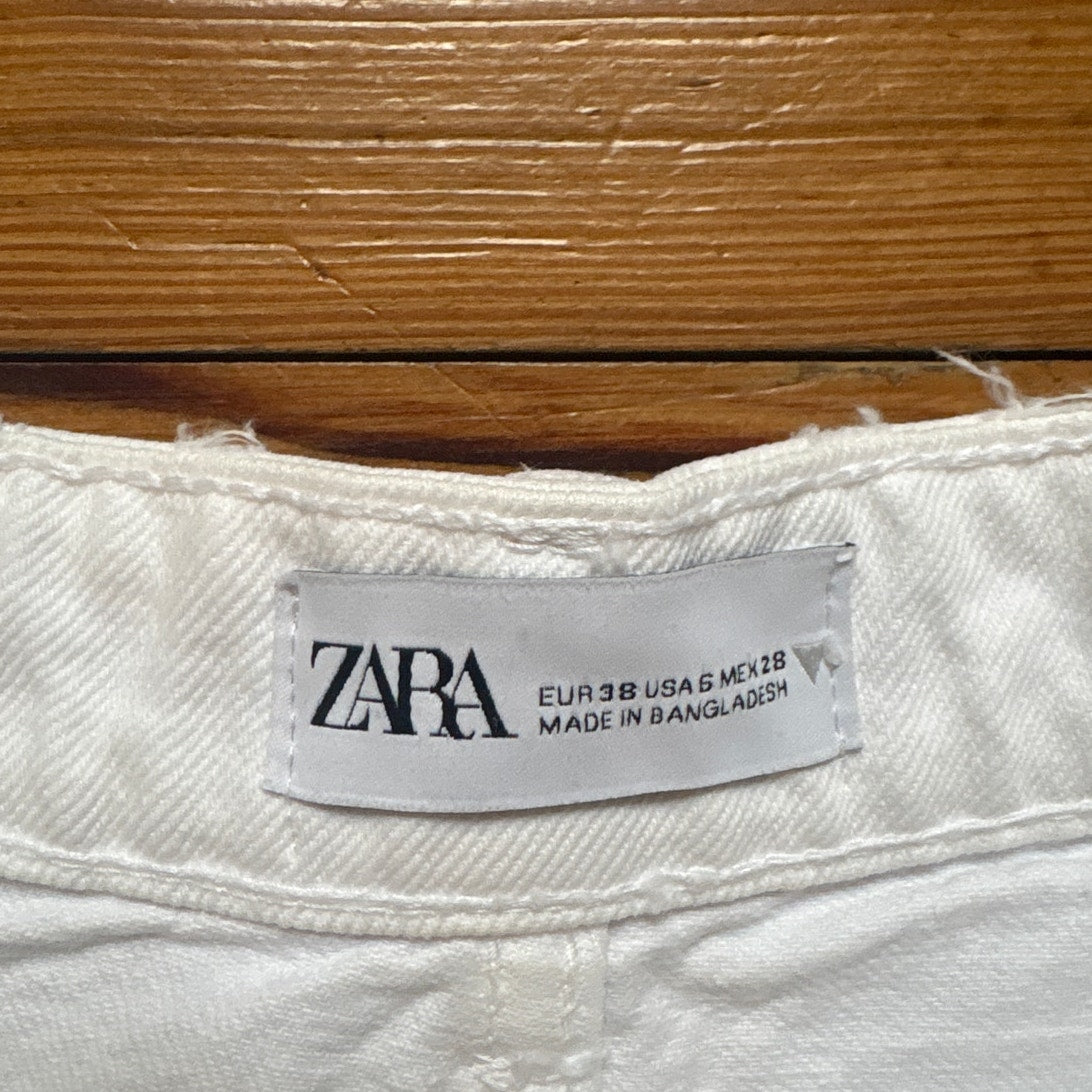 Zara white high rise button fly cut off jean shorts SIZE 6