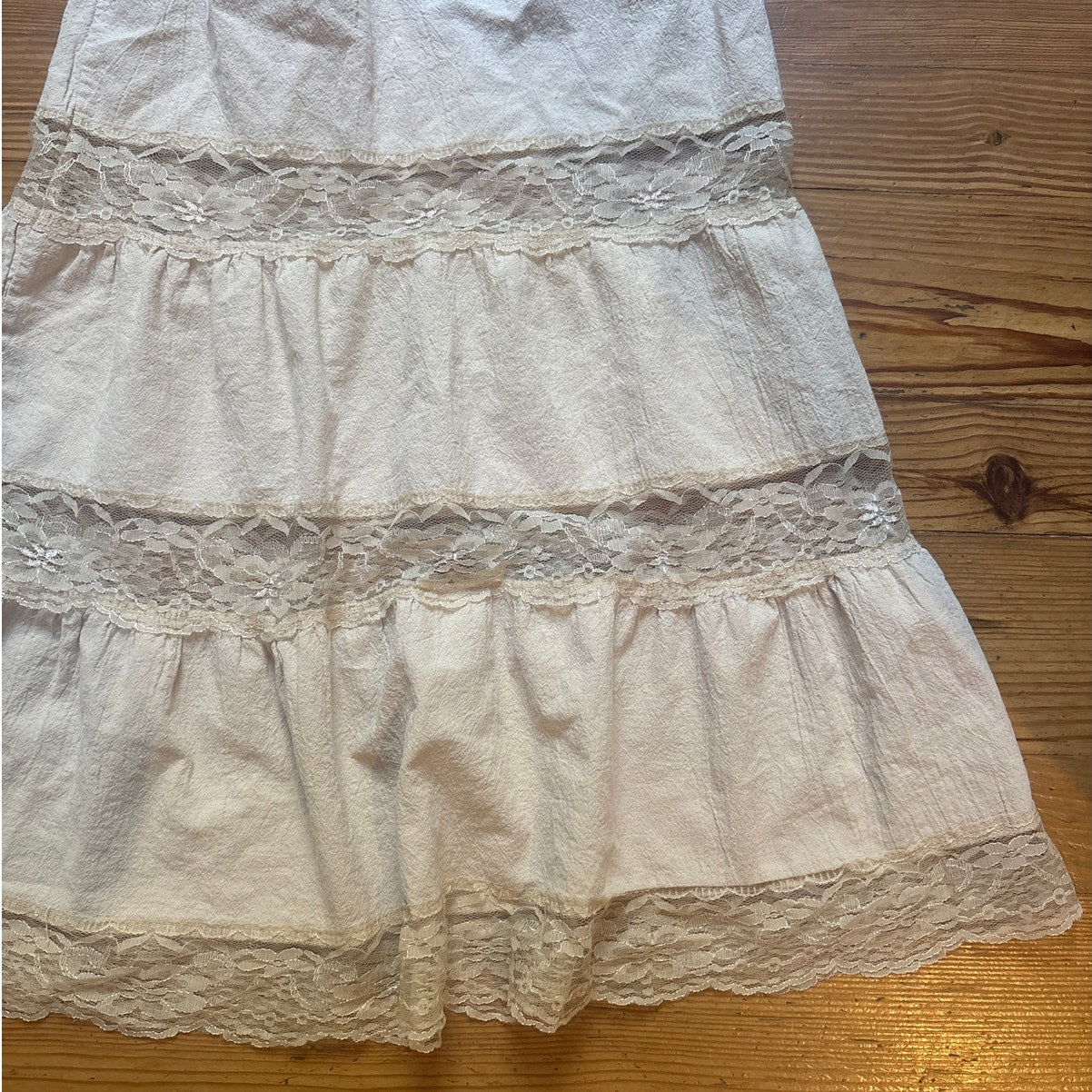 Shein beige boho tiered lace accent elastic waist midi skirt SIZE L